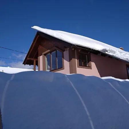 Комфортні Номери Guest house Mykulychyn